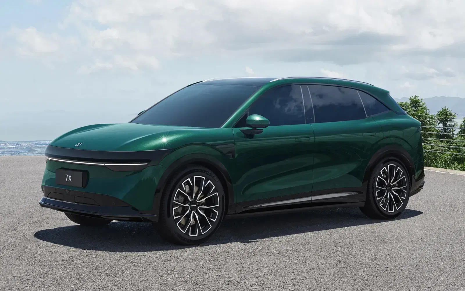 Zeekr 7X Test Drives Begin October 6, Deliveries Will Start Soon After